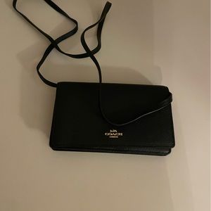 Coach crossbody. Excellent condition.
